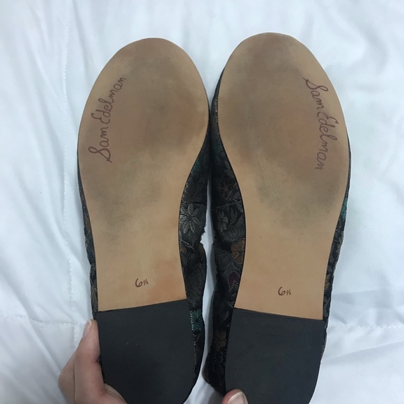 SOLD Embroidered Sam Edelman, Felicia Flats, 6.5 - Picture 2 of 3